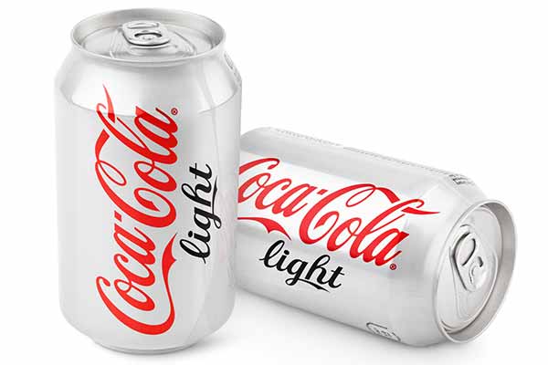 Light cola og andre sodavand med aspartam mistænkes for at være skyld i smerter, der minder om blærebetændelse.